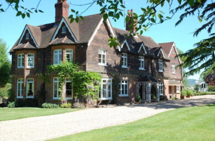 Holmwood Blackbrook House מראה חיצוני תמונה